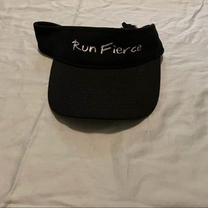 Run Fierce black and white visor